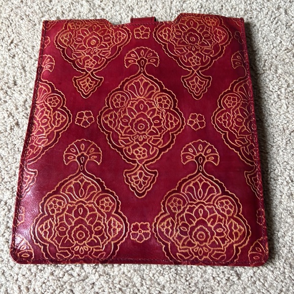 iPad case - Picture 2 of 3